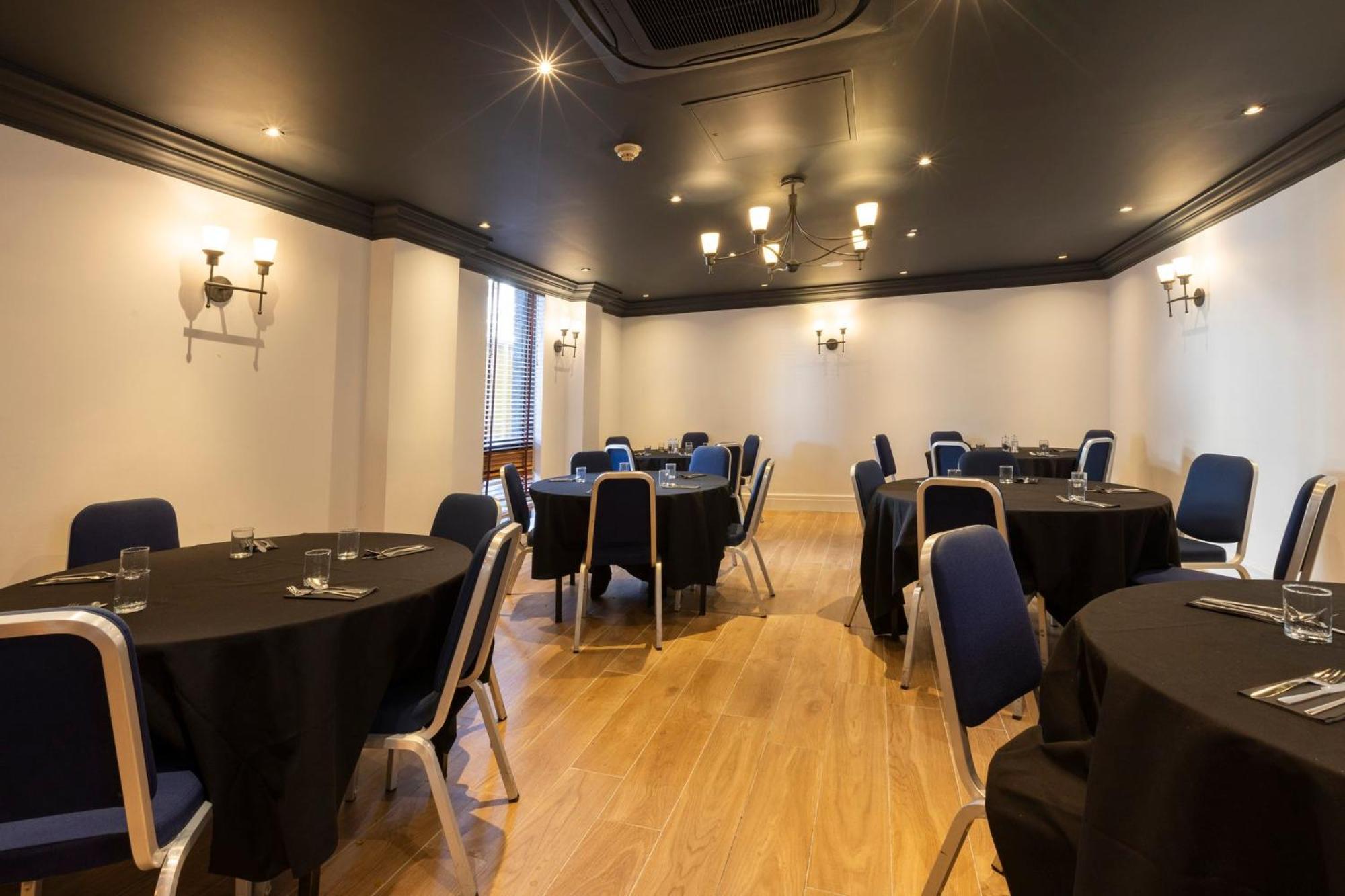 Holiday Inn - Glasgow Airport By Ihg Paisley Buitenkant foto