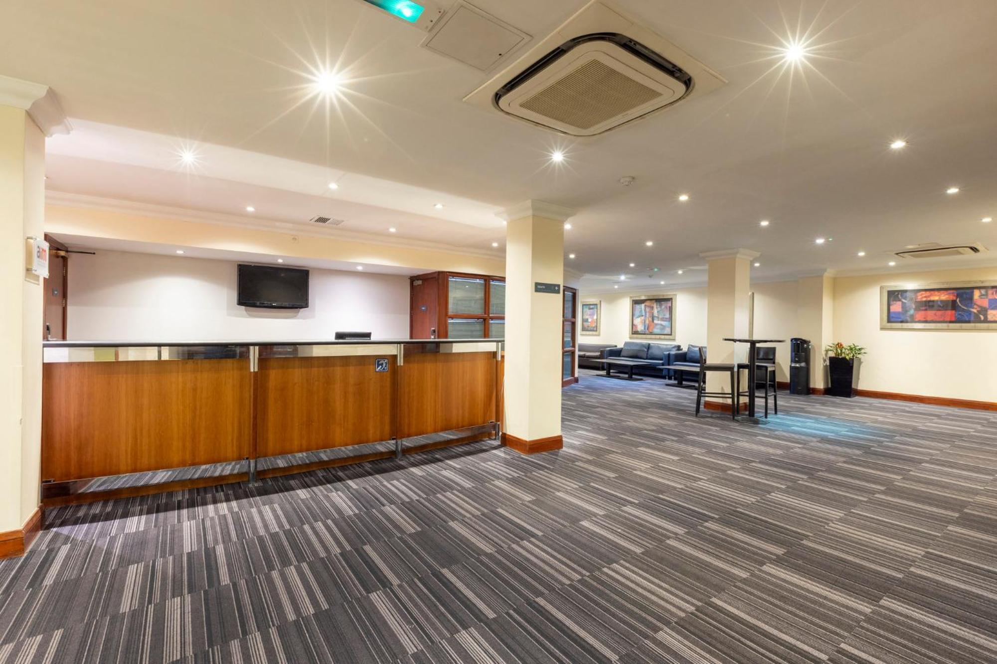 Holiday Inn - Glasgow Airport, An Ihg Hotel Paisley Buitenkant foto